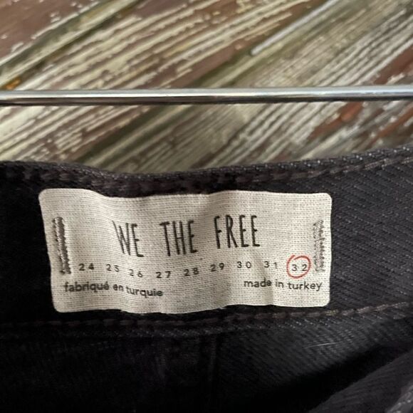 We The Free People Maggie distressed button fly fray leg denim jeans - Picture 5 of 9